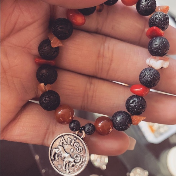 Once upon a hex bracelet- Zodiac Collection - Picture 7 of 8